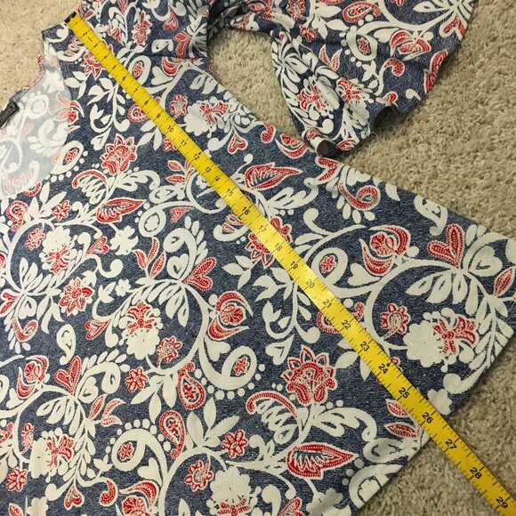 Clientele Bell Sleeve Paisley Denim & Lace Print Top - Picture 14 of 15